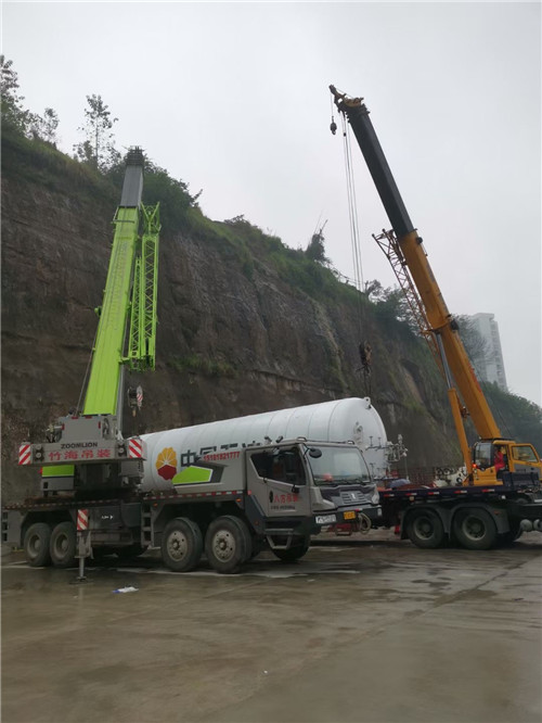 饶平县“不怕风雨冻”—— 吊车的 “恶劣环境适应” 技术